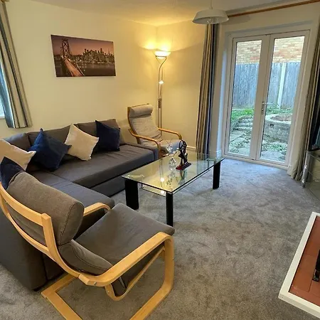 3-Bedroom Home With Free Parking Canterbury Exterior foto