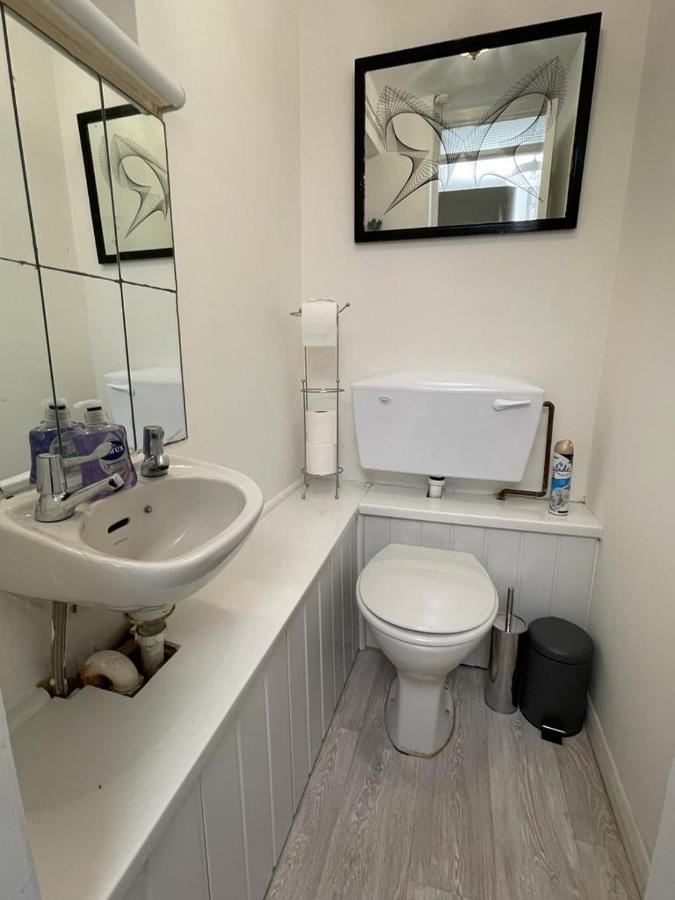 3-bedroom With Free Parking Holiday home Canterbury
