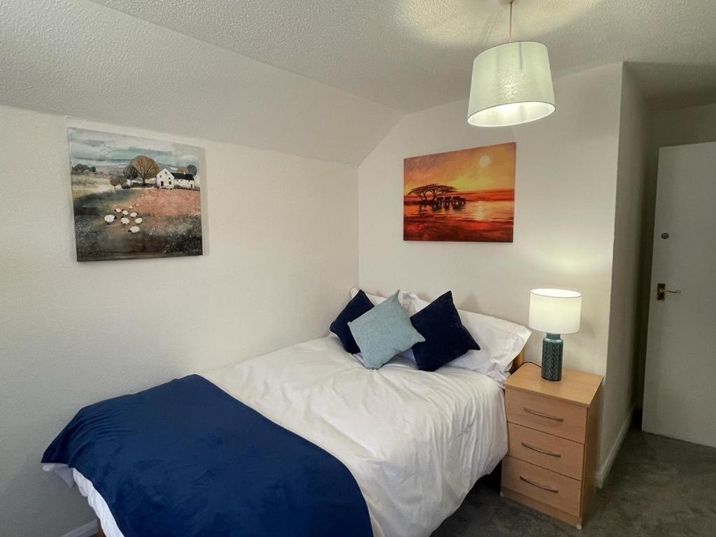 3-bedroom With Free Parking Holiday home *