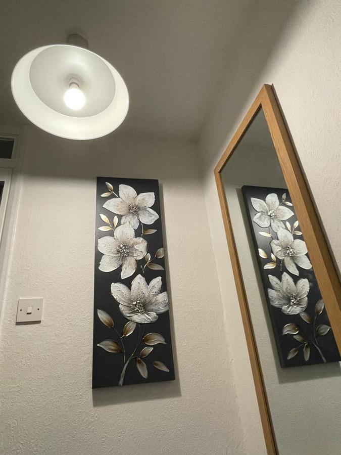 Holiday home 3-bedroom With Free Parking